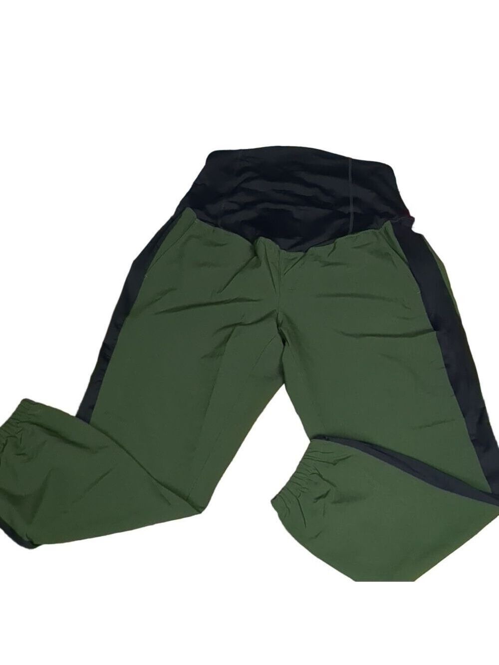 ISABEL maternity by Ingrid & Isabel maternity green & black joggers size medium